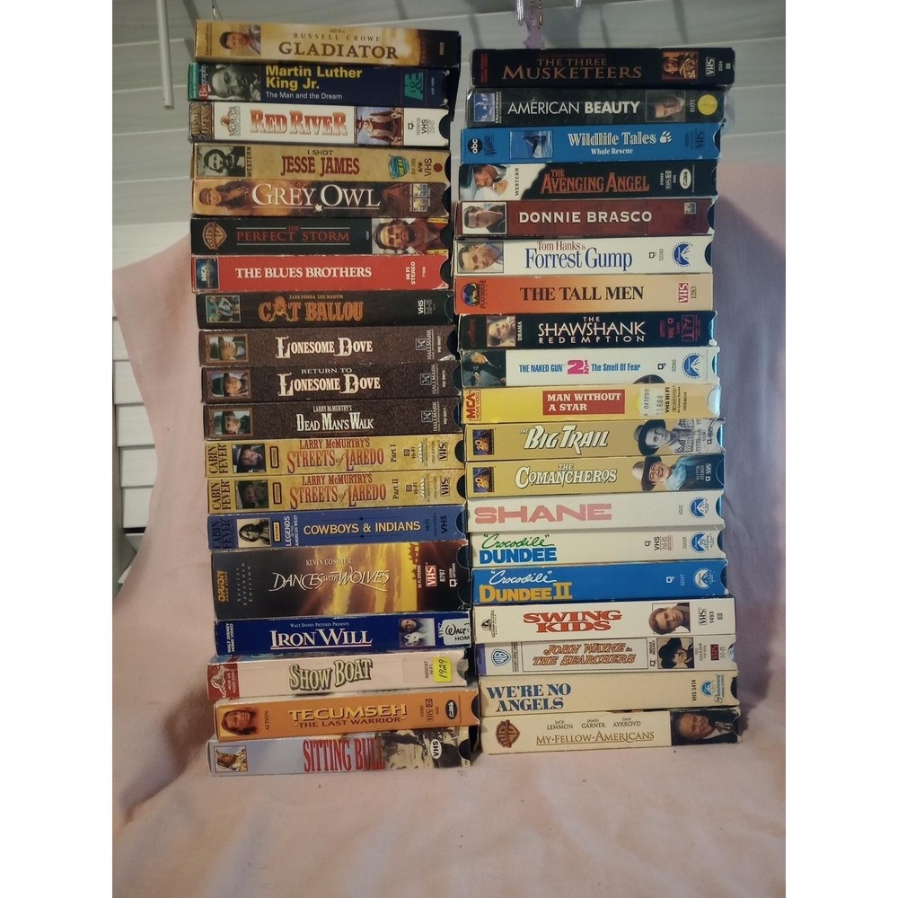 Lot of 30+ Used VHS Movies Westerns Classics Drama John Wayne Lonesome Dove
